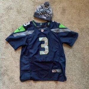 NFL Nike  Seattle Seahawks Russell Wilson #3 Jersey Men’s Size 44. FREE BEANIE!